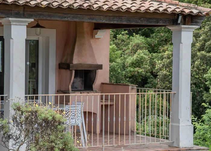 Plage 카발레르쉬르메르